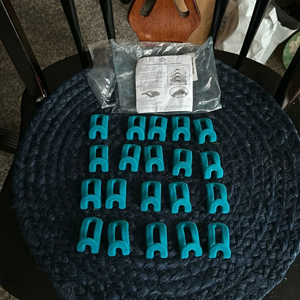 NEW and Never Used- JM Cascading Mini-Hooks Hanger  for space saving